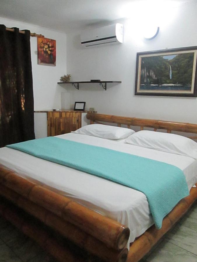 Hotel Bugabutik Puerto Viejo de Talamanca Exteriér fotografie